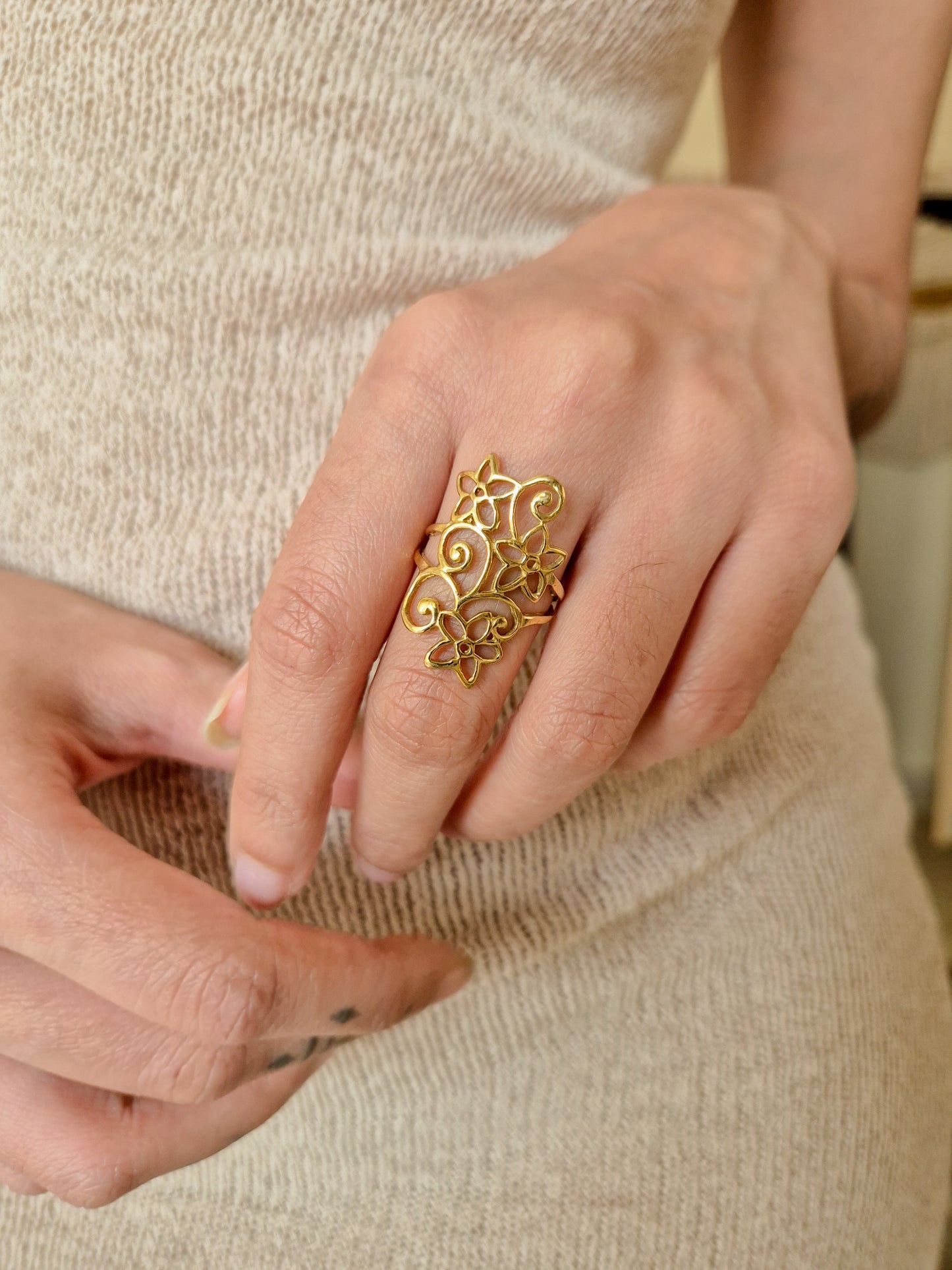 Wild flower adjustable brass ring