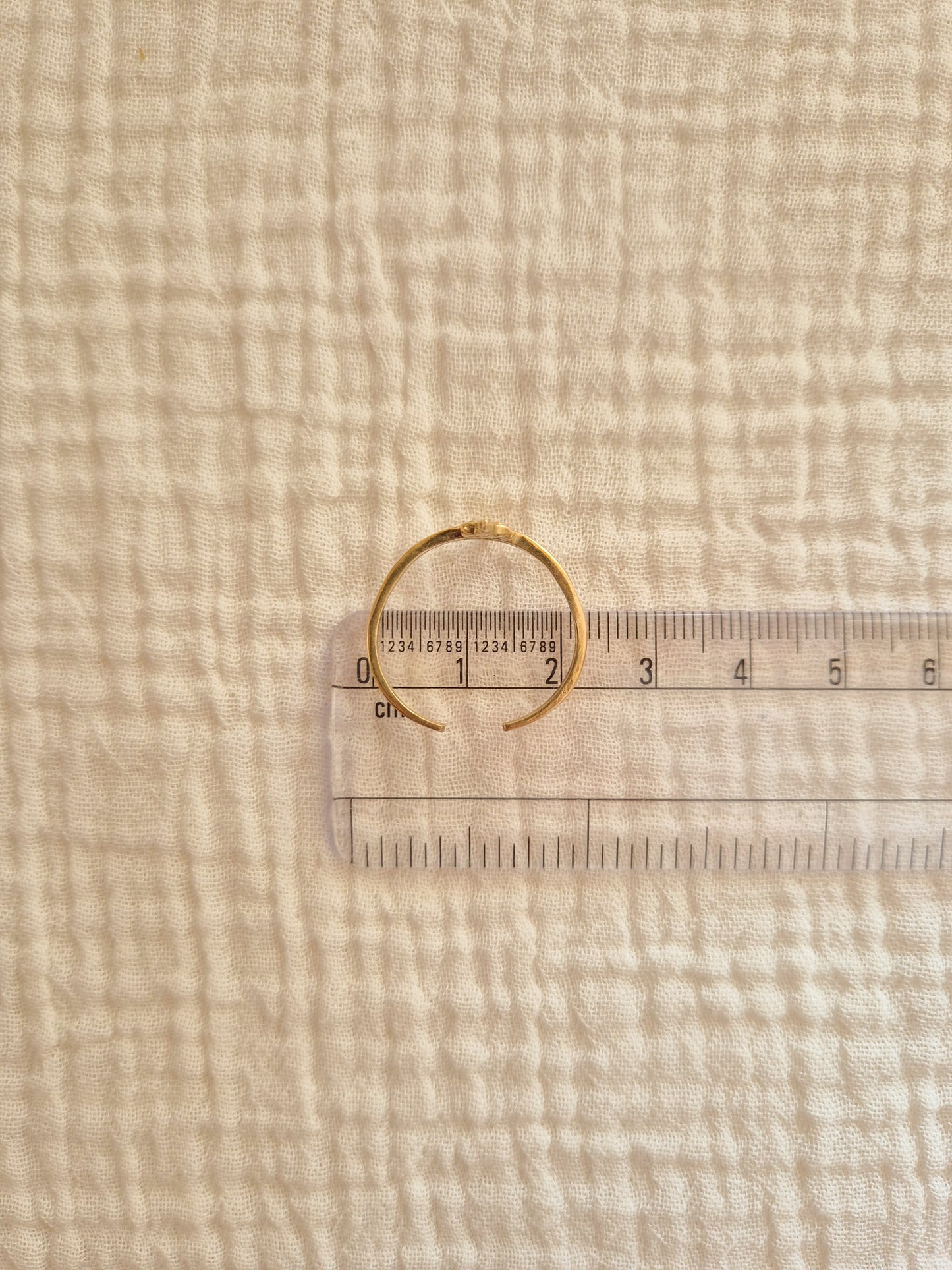 Reina victoria elegance adjustable brass ring