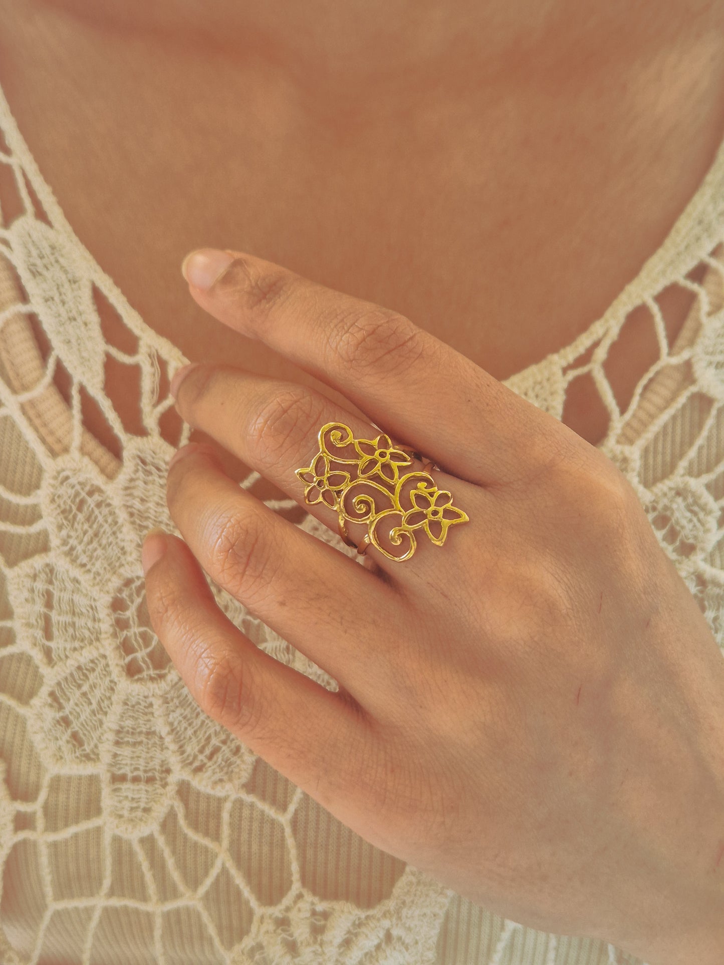 Wild flower adjustable brass ring