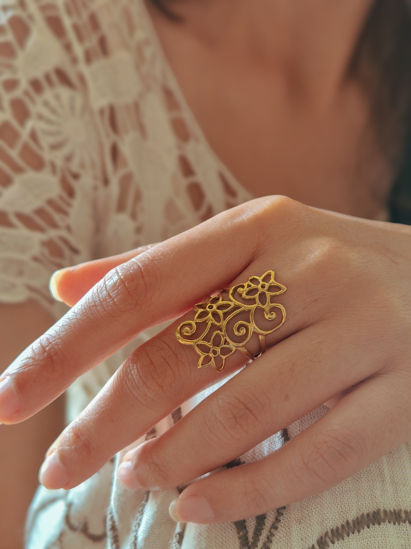 Wild flower adjustable brass ring