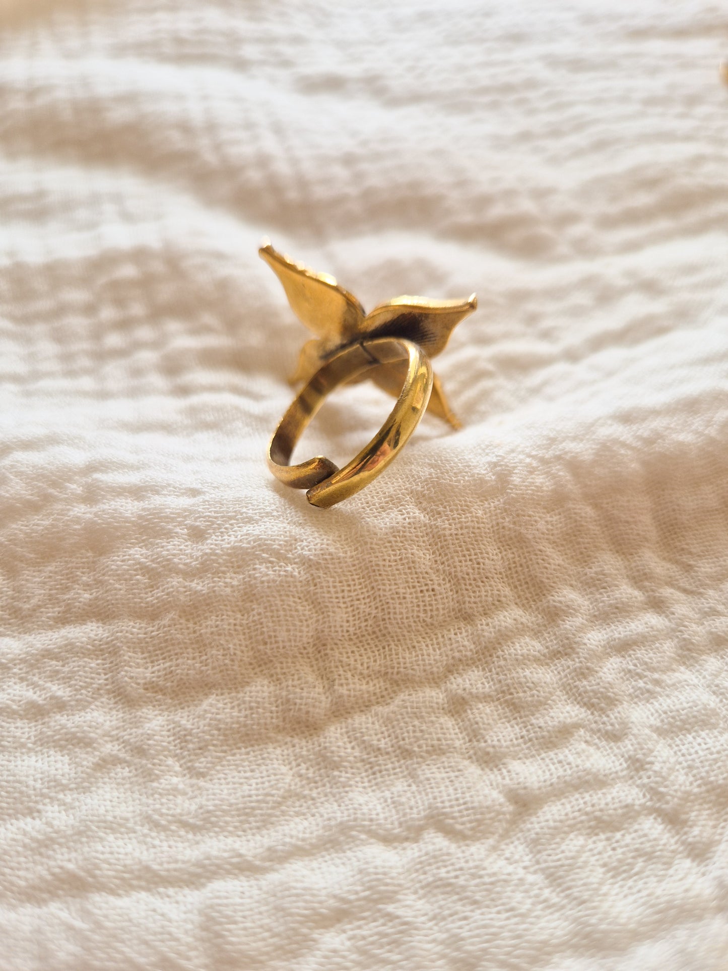 Disha flower adjustable brass ring