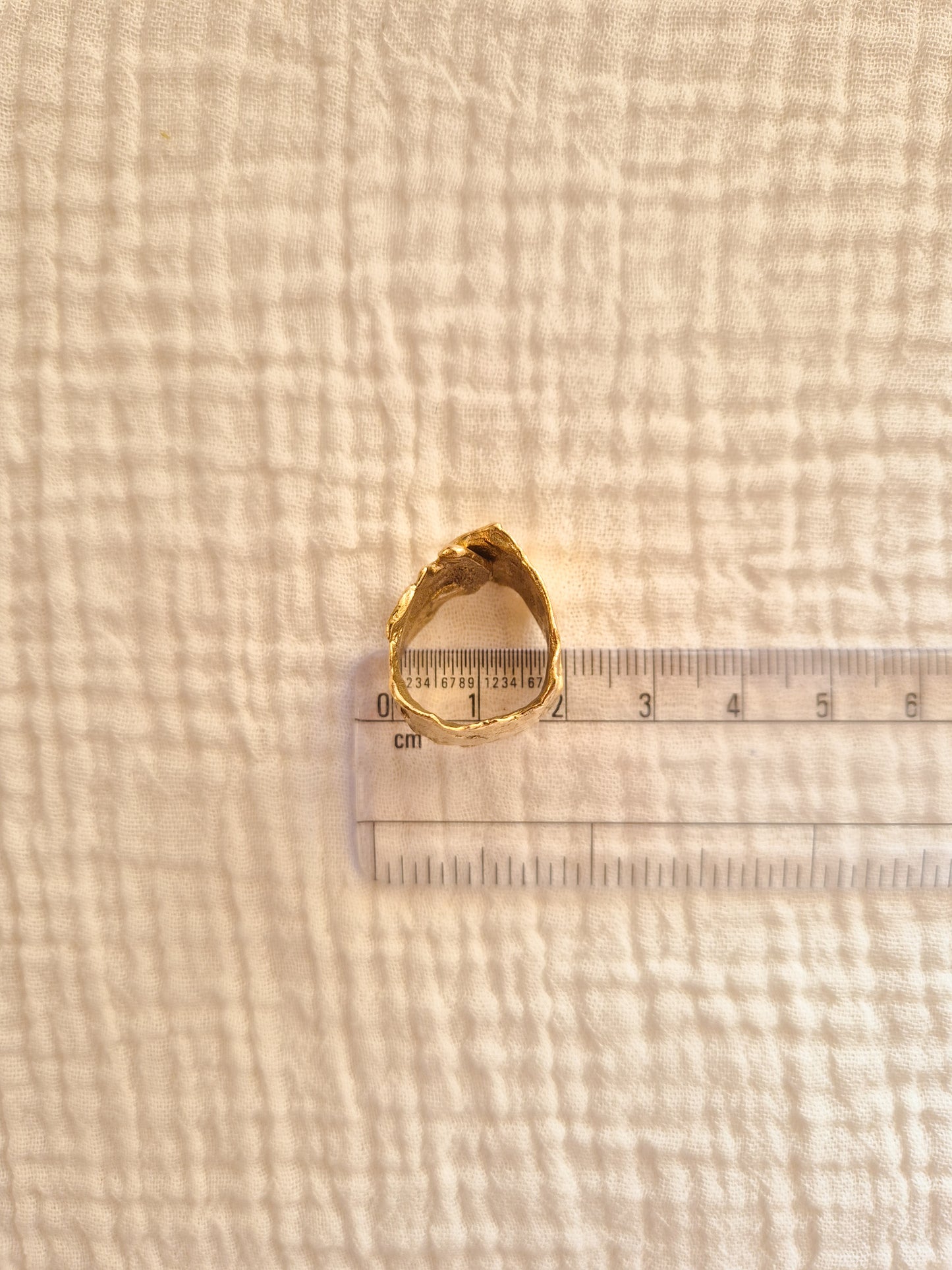 Aurum abstract band adjustable brass ring