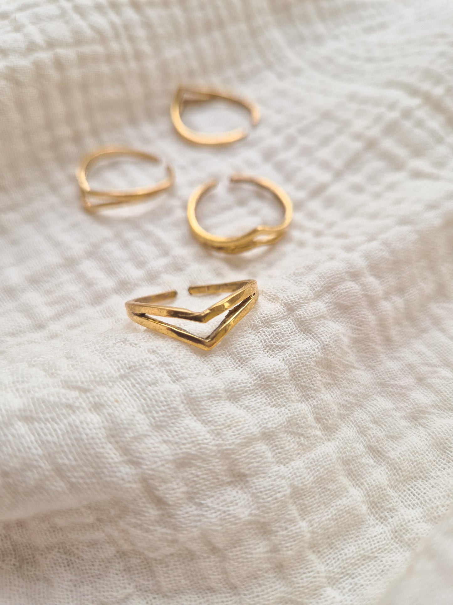 Aarya minimal brass ring