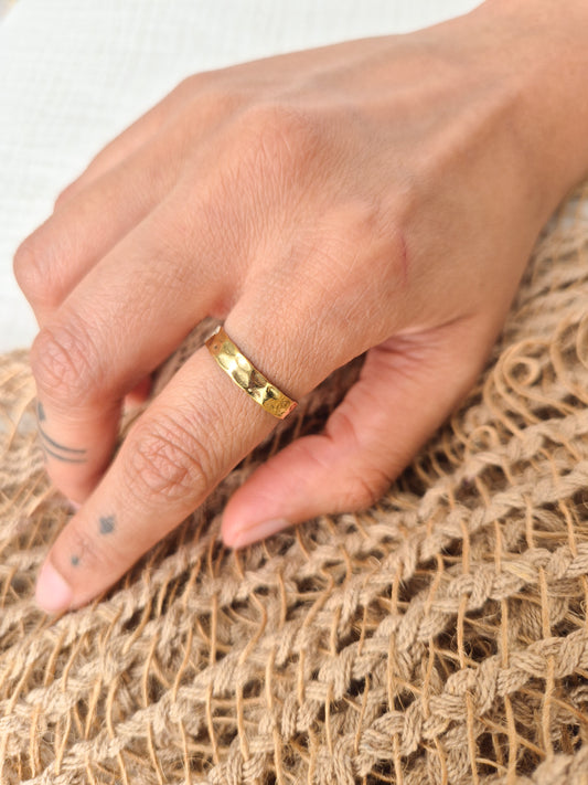 Dhara hammered band brass ring