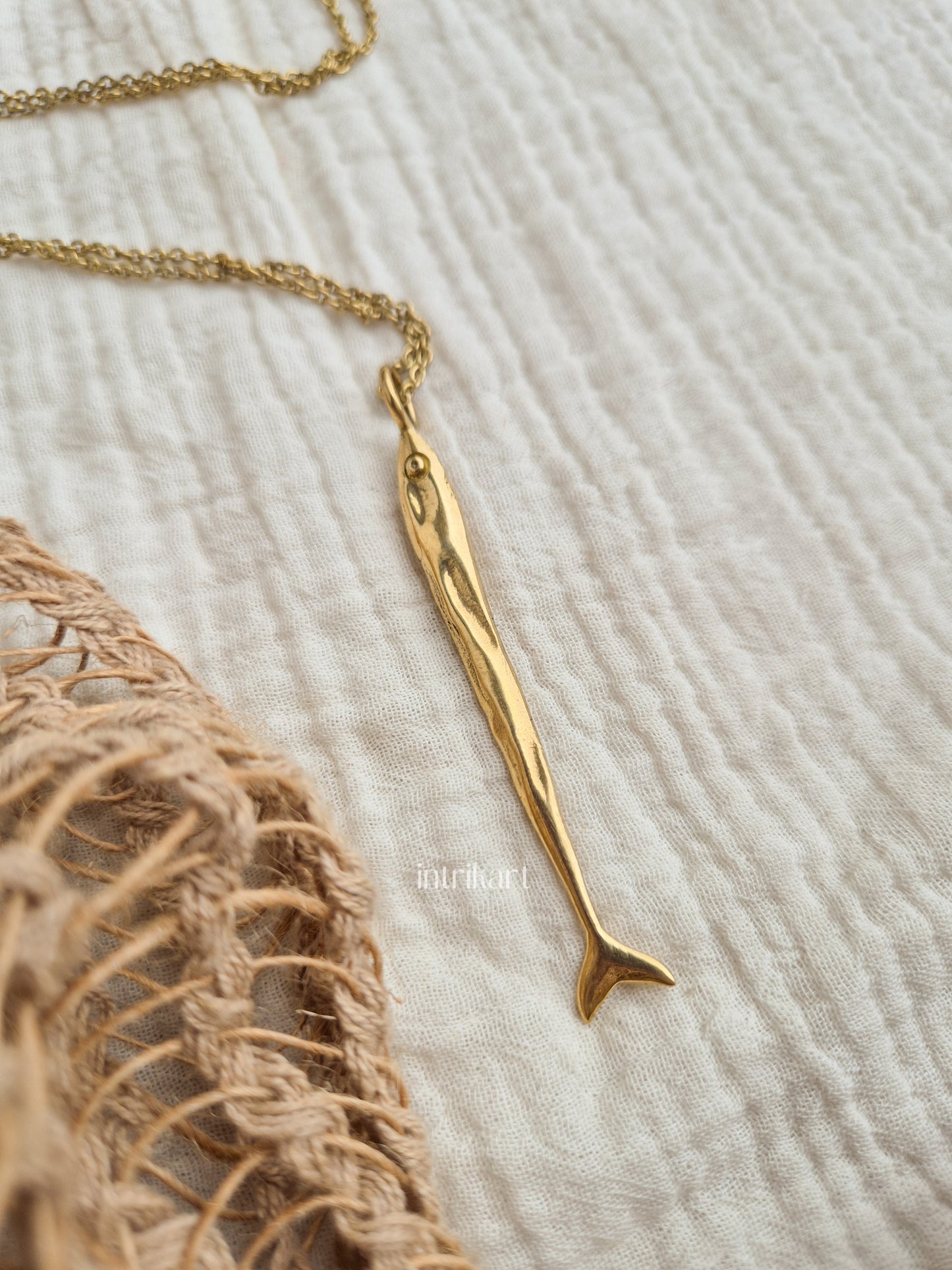 Mathi fish pendant brass chain