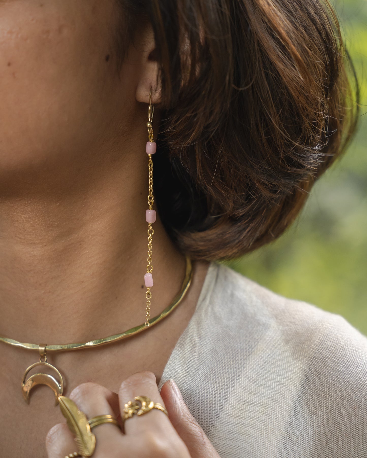 Dusty pink dew drop brass earrings