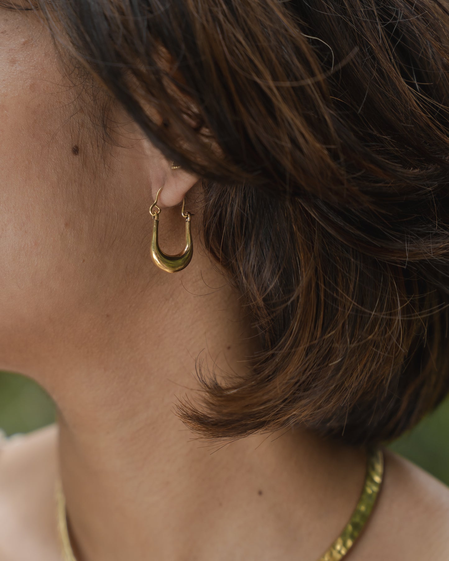 Dhii lil oval hoop brass earrings